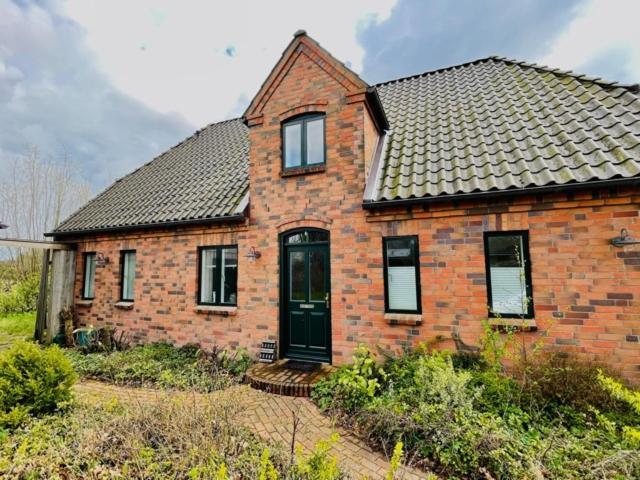 Gaestehaus Zum Krug Husum (Schleswig-Holstein) Exterior foto